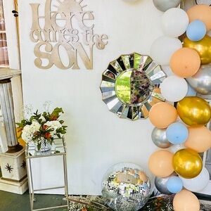 “Here Comes The Son” Baby Sign